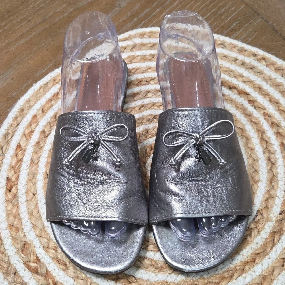 Coach Tassle Bow Slide Metallic Silver, Size 7.5